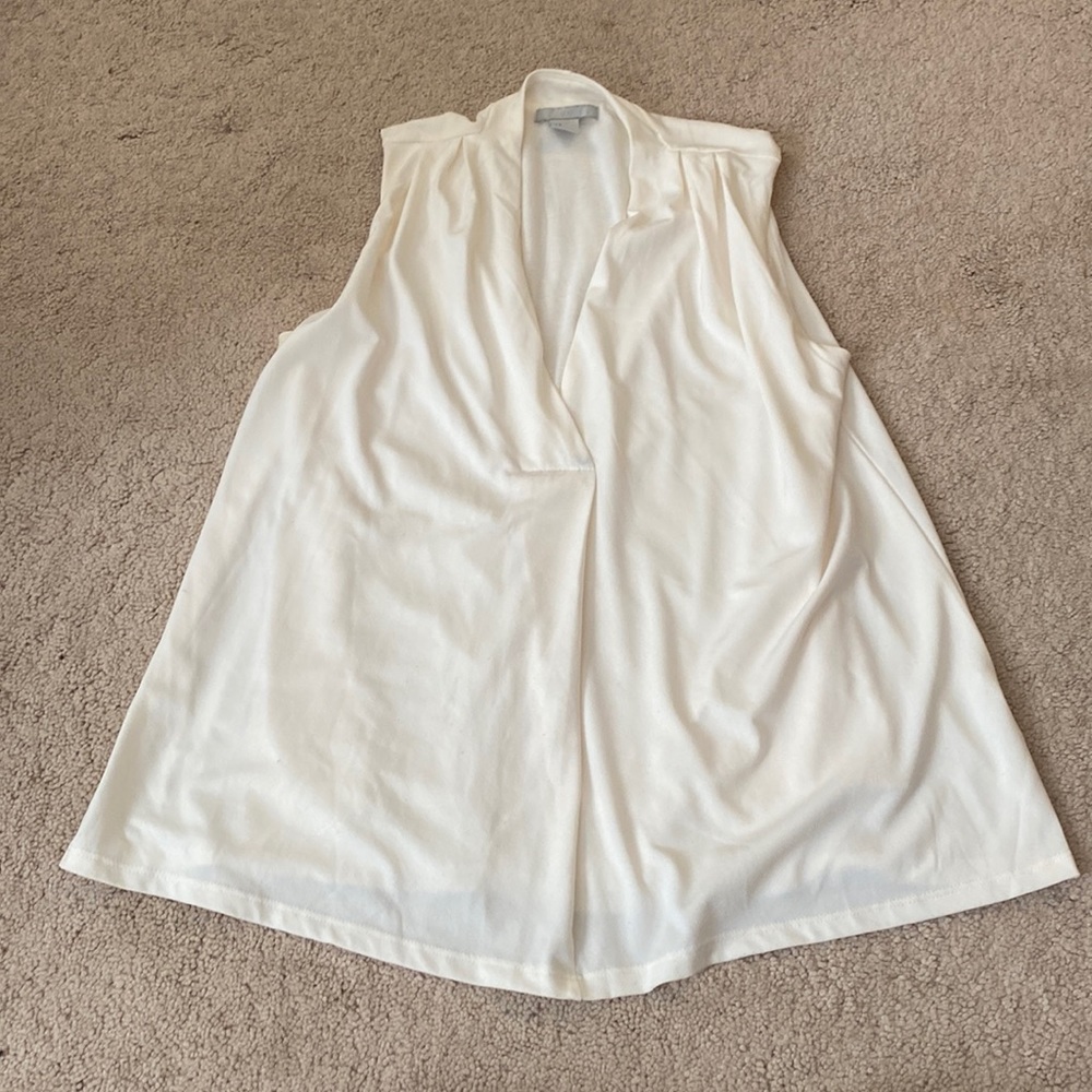 Sleeveless blouse